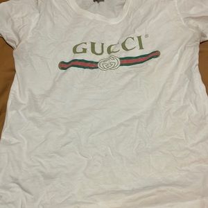 Men gently worn authentic Gucci shirt size medium
